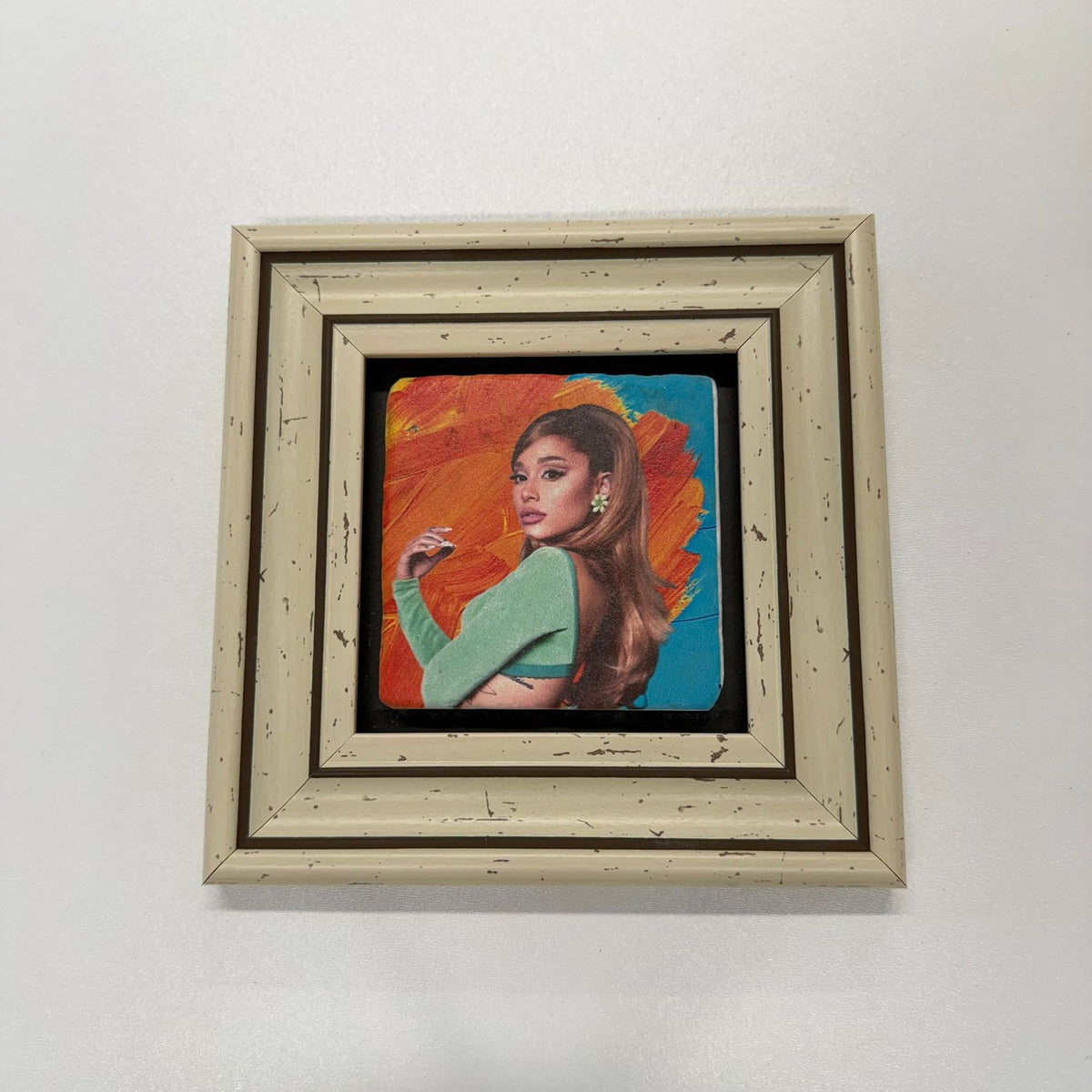 Variant Mapping v4 | ariana-grande-natural-stone-coaster | with White Frame | sha256:ba3f88483fef