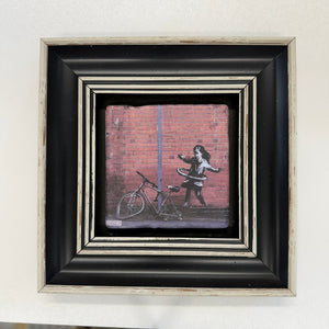 Variant Mapping v4 | banksy-hula-hoop-girl-natural-stone-coaster | with Black Frame | sha256:9f245904e896