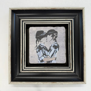 Variant Mapping v4 | banksy-kissing-women-natural-stone-coaster | with Black Frame | sha256:fbe2d3f63252