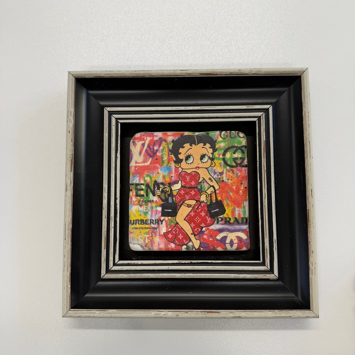 Variant Mapping v4 | betty-boop-natural-travertine-stone-coaster | with Black Frame | sha256:bb49024622e5