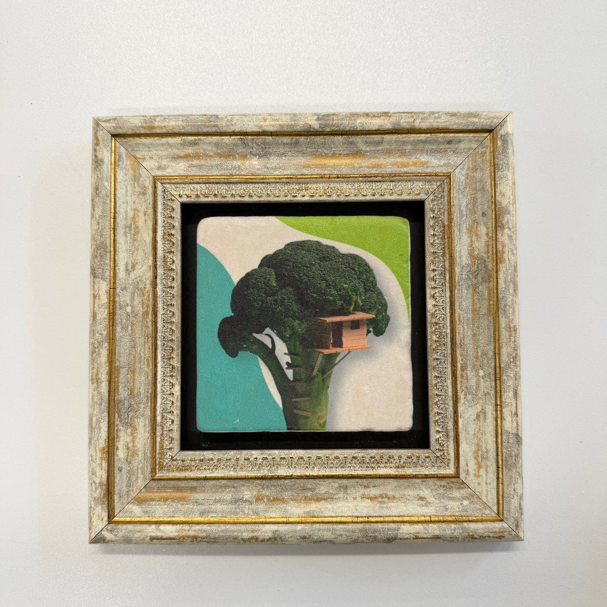 Variant Mapping v4 | broccoli-natural-stone-coaster | with Gold Frame | sha256:1be56e7afde3