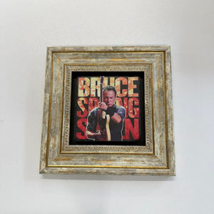 Variant Mapping v4 | bruce-springsteen-natural-stone-coaster | with Gold Frame | sha256:acb7b857c291