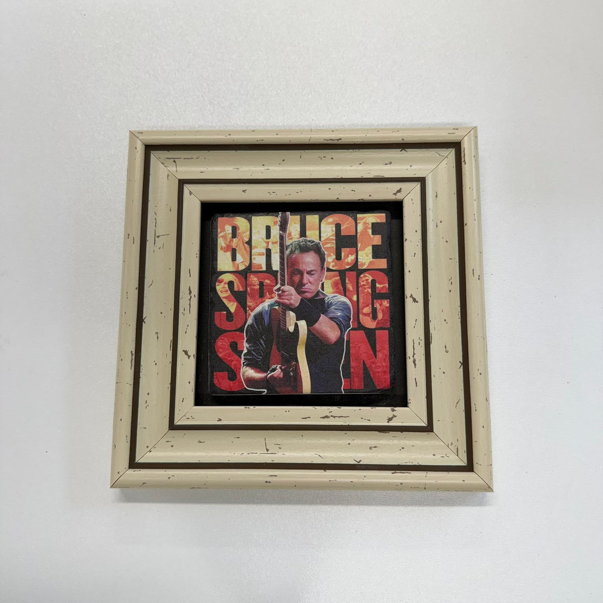 Variant Mapping v4 | bruce-springsteen-natural-stone-coaster | with White Frame | sha256:3aada2bcf040