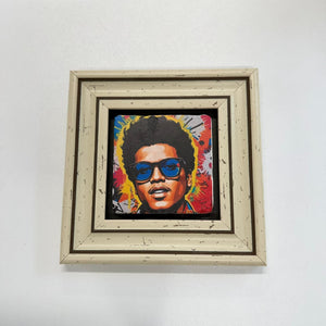 Variant Mapping v4 | bruno-mars-natural-stone-coaster | with White Frame | sha256:f71a3167650f