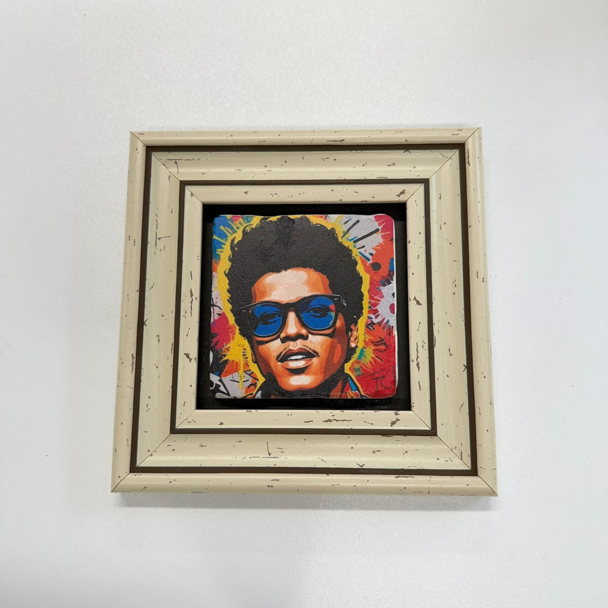 Variant Mapping v4 | bruno-mars-natural-stone-coaster | with White Frame | sha256:f71a3167650f