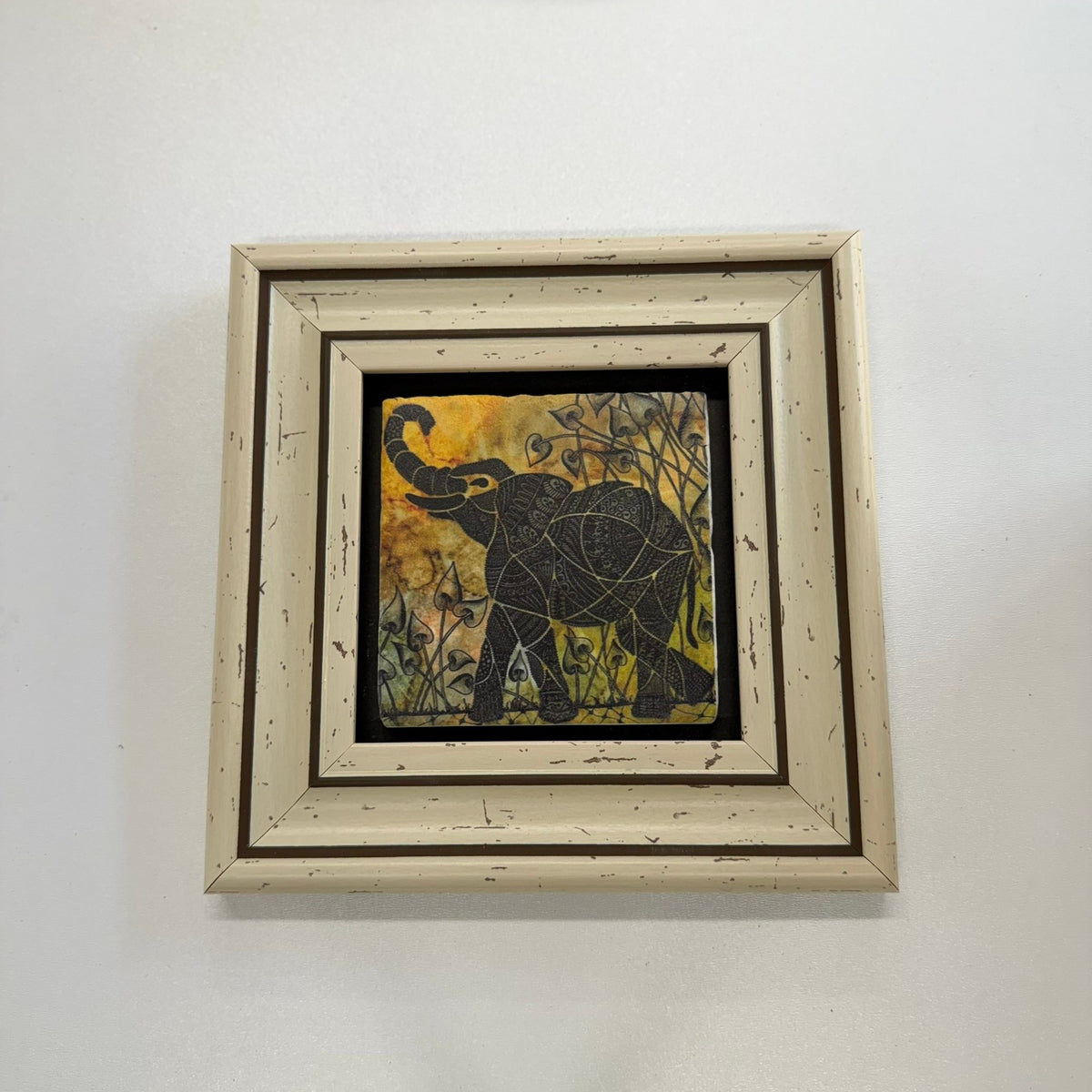 Variant Mapping v4 | elephant-flower-natural-stone-coaster | with White Frame | sha256:e2cc0cdb4709