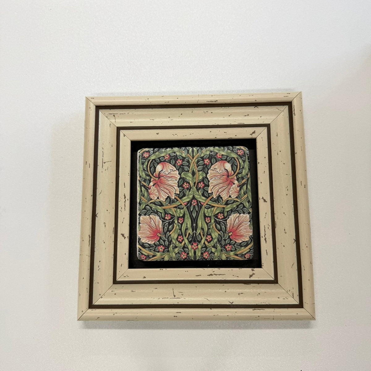 Variant Mapping v4 | ethnics-coaster-09 | with White Frame | sha256:1d8cfa548990