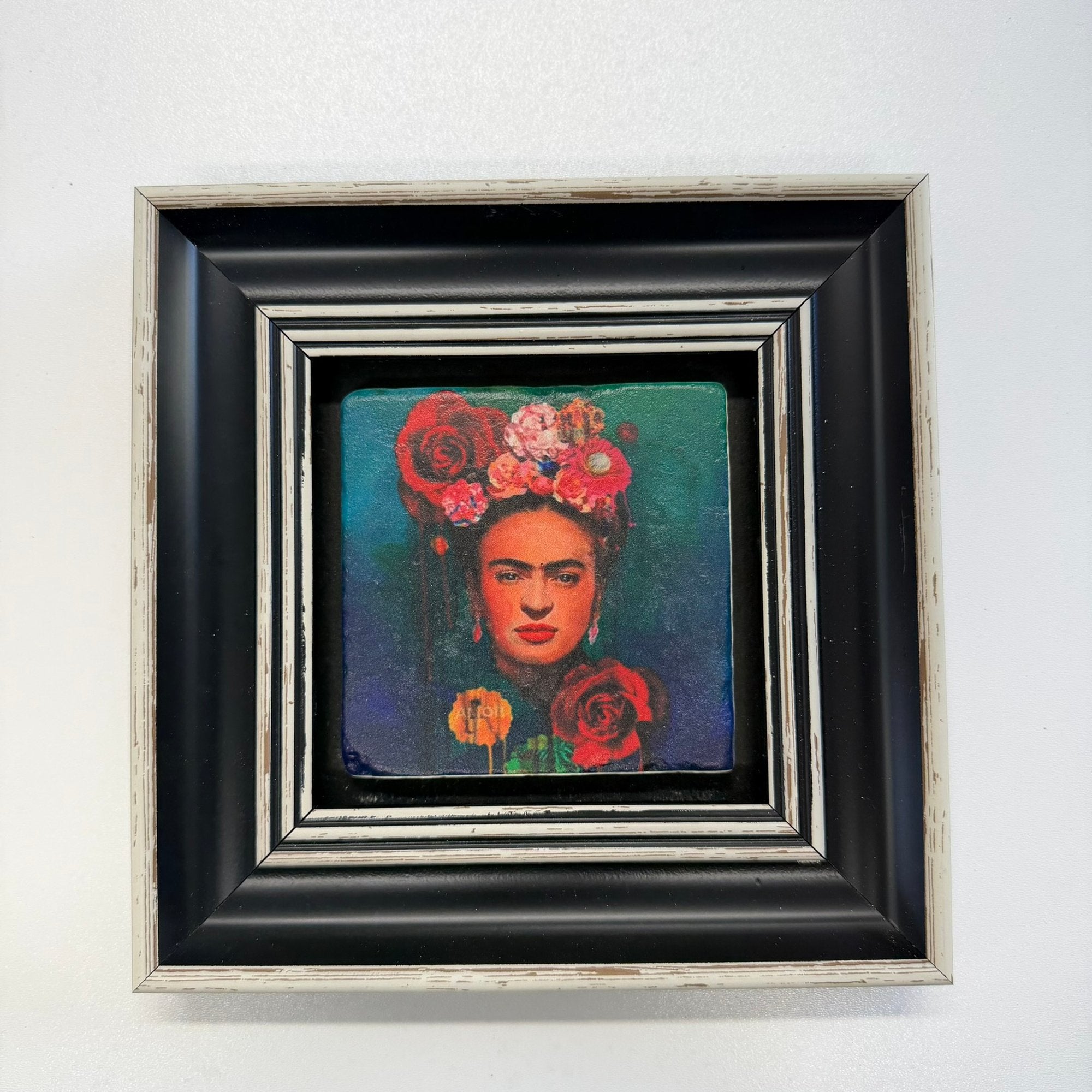 Variant Mapping v4 | frida-kahlo-art-coaster-natural-travertine-stone-coaster | with Black Frame | sha256:a388ec95babe