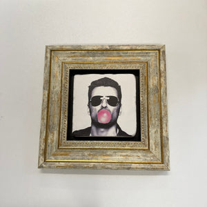 Variant Mapping v4 | george-michael-buble-gum-natural-stone-coaster | with Gold Frame | sha256:e684b4629699