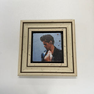 Variant Mapping v4 | harry-styles-natural-stone-coaster | with White Frame | sha256:5cd066e93f34