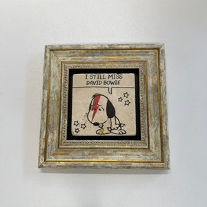 Variant Mapping v4 | i-still-miss-david-bowie-natural-travertine-coaster | with Gold Frame | sha256:9b8f8cfdd568