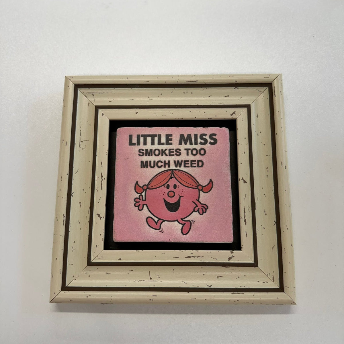 Variant Mapping v4 | little-miss-smokes-too-much-weed-pink-stone-coaster | with White Frame | sha256:42e1bde876ce