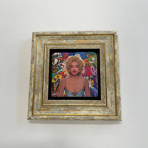 Variant Mapping v4 | madonna-graffiti-natural-stone-coaster | with Gold Frame | sha256:1d91bad39d11