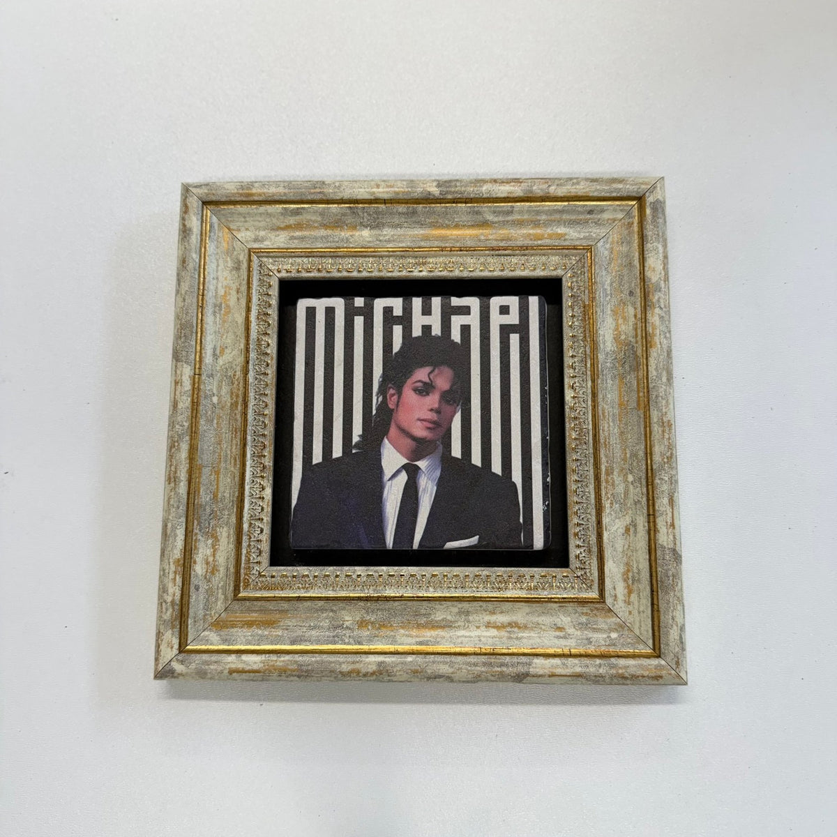 Variant Mapping v4 | michael-jackson-natural-stone-coaster | with Gold Frame | sha256:ff19b63029d5