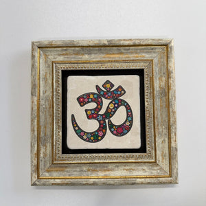 Variant Mapping v4 | om-aum-namaste-natural-travertine-stone-coaster | with Gold Frame | sha256:db897baeaced