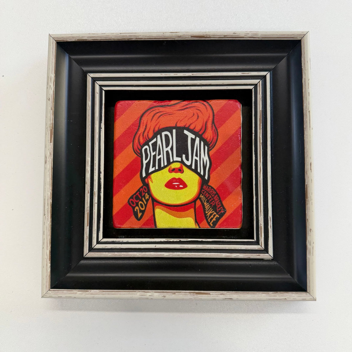 Variant Mapping v4 | pearl-jam-natural-stone-coaster | with Black Frame | sha256:5a662e7be745