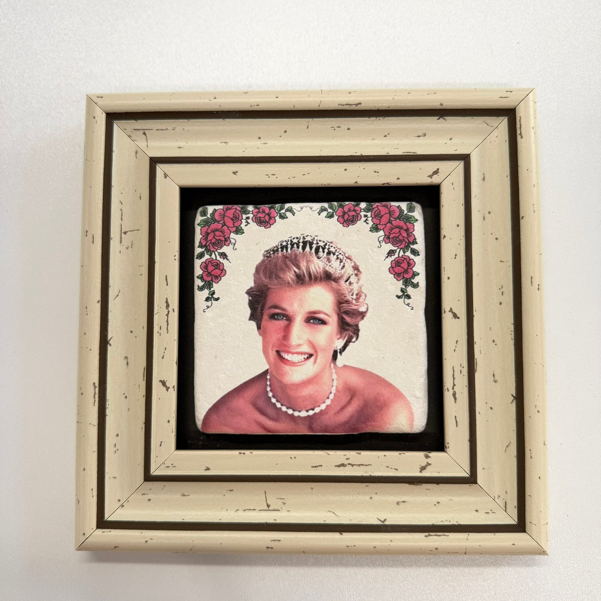 Variant Mapping v4 | princess-diana-royal-family-natural-stone-coaster | with White Frame | sha256:5d54092fb8a7