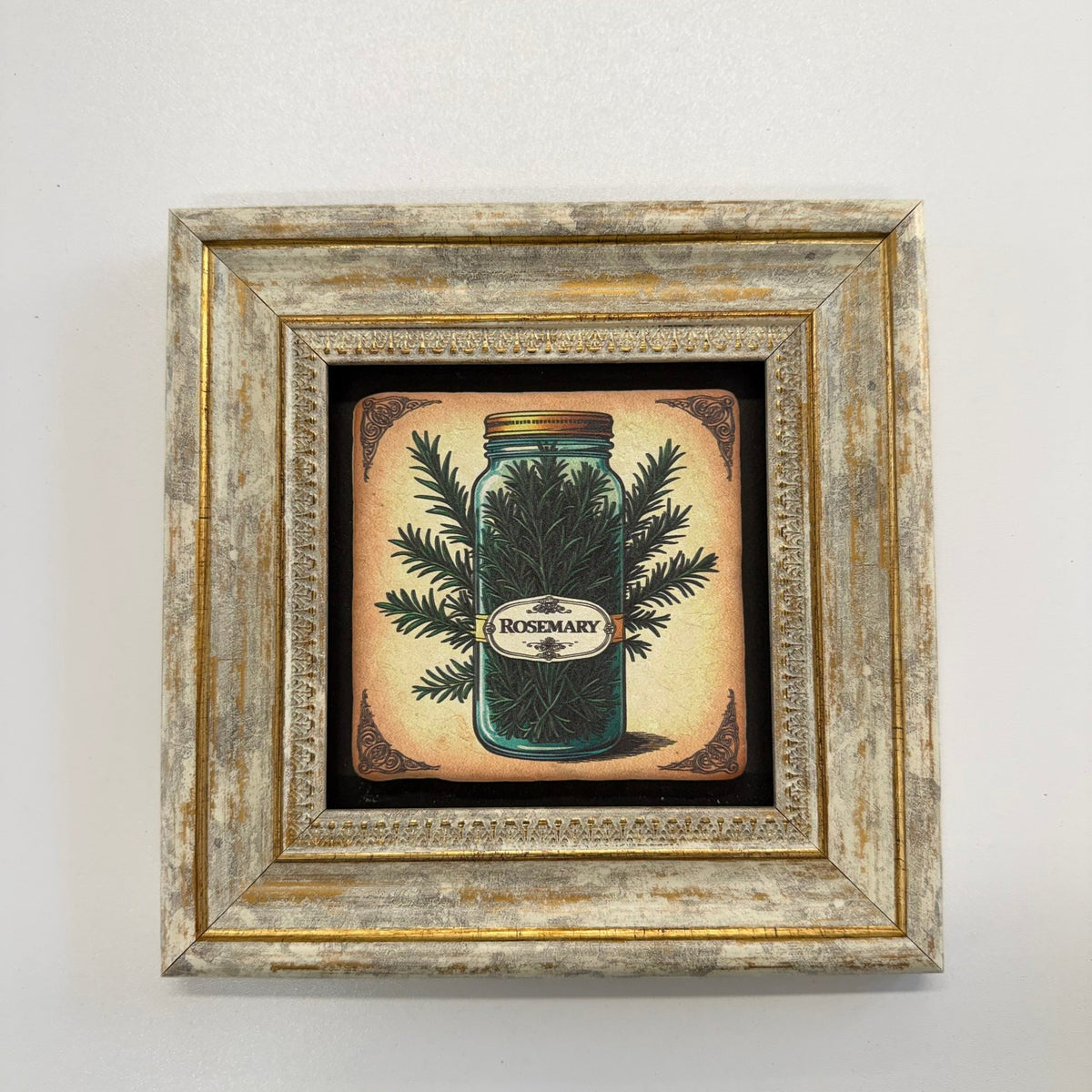 Variant Mapping v4 | rosemary-natural-stone-food-coaster | with Gold Frame | sha256:aef8427ef776
