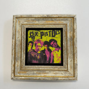 Variant Mapping v4 | sex-pistols-natural-stone-coaster | with Gold Frame | sha256:a83b41fe4901