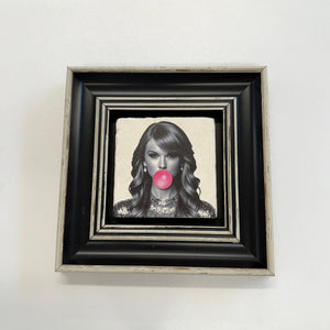 Variant Mapping v4 | taylor-swift-natural-stone-coaster-bubblegum | with Black Frame | sha256:c631952a94db