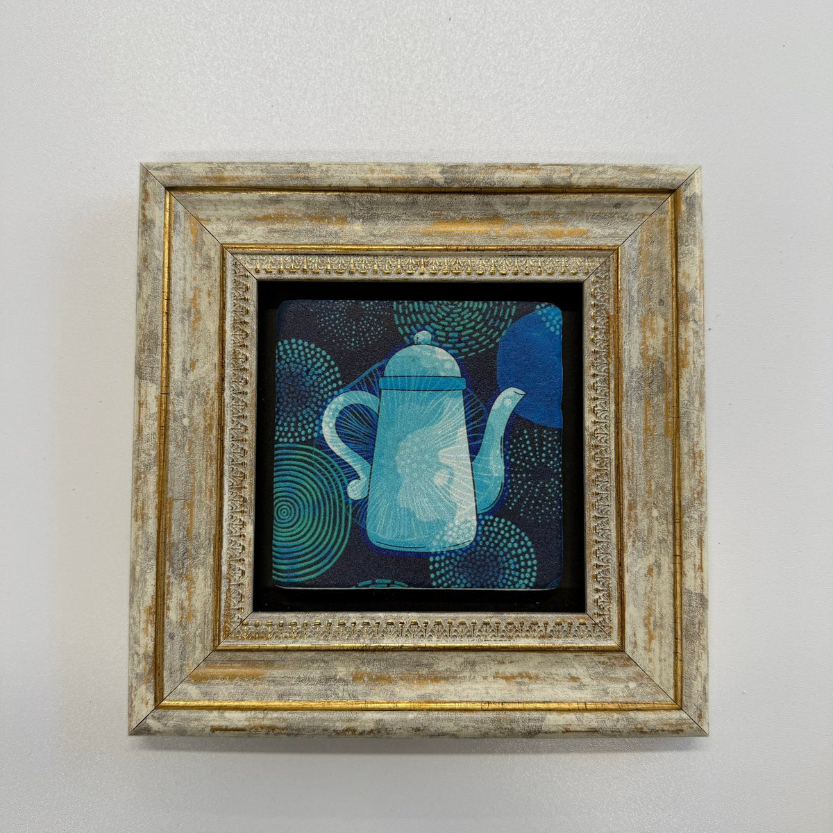 Variant Mapping v4 | vintage-tea-pot-blue-natural-stone-coaster | with Gold Frame | sha256:a55a8bba0176