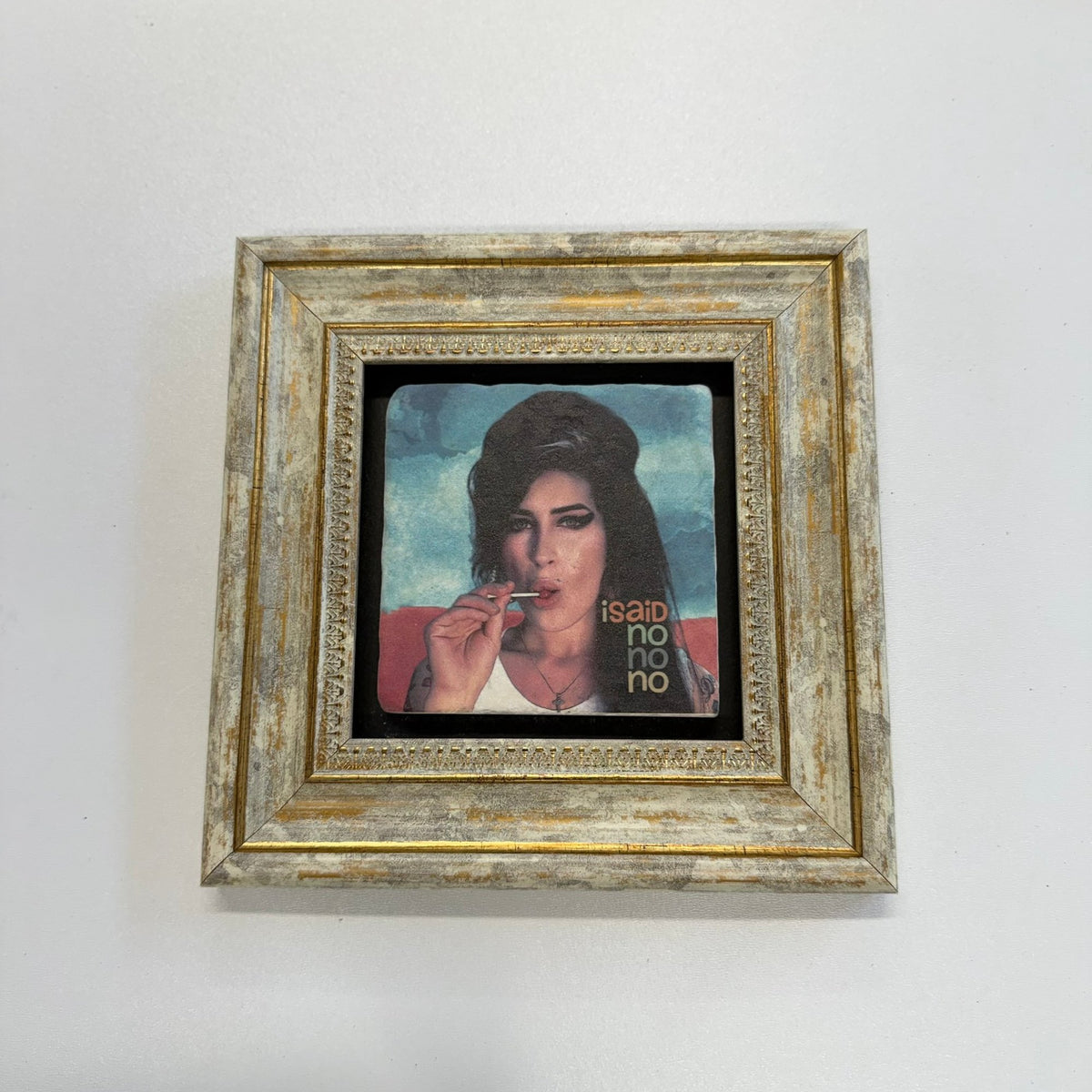 Variant Mapping v4 | amy-winehouse-i-said-no-stone-coaster | with Gold Frame | sha256:c50e16a1c649