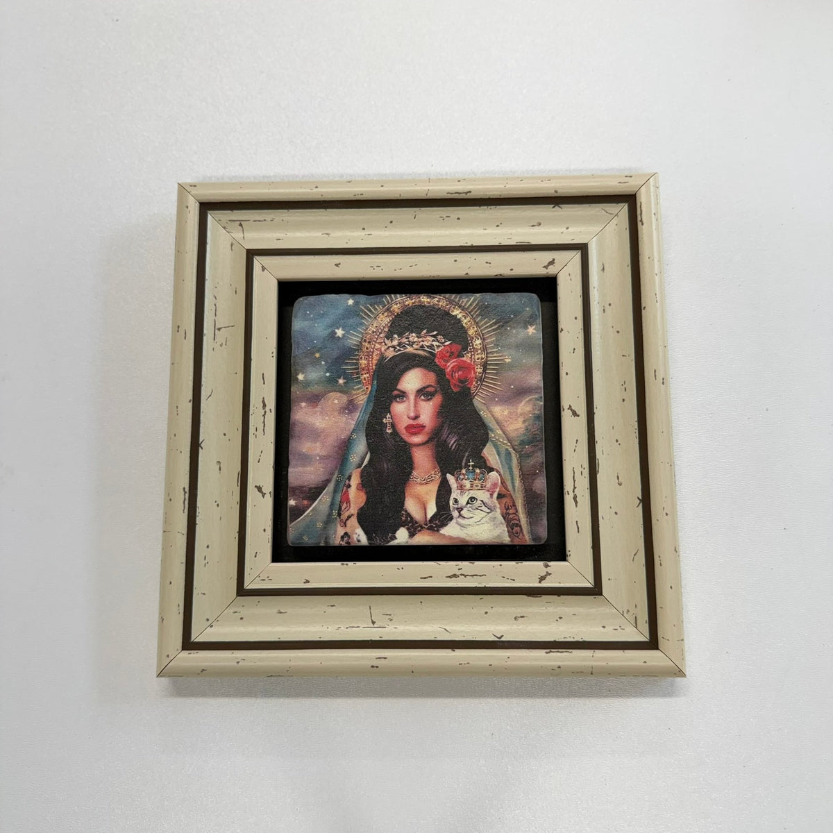 Variant Mapping v4 | amy-winehouse-natural-stone-jesus-coaster | with White Frame | sha256:007e85697e79
