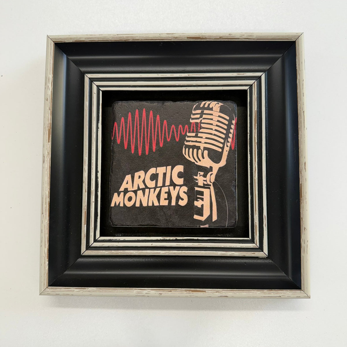 Variant Mapping v4 | arctic-monkeys-natural-stone-coaster | with Black Frame | sha256:7b5e0bbd9749