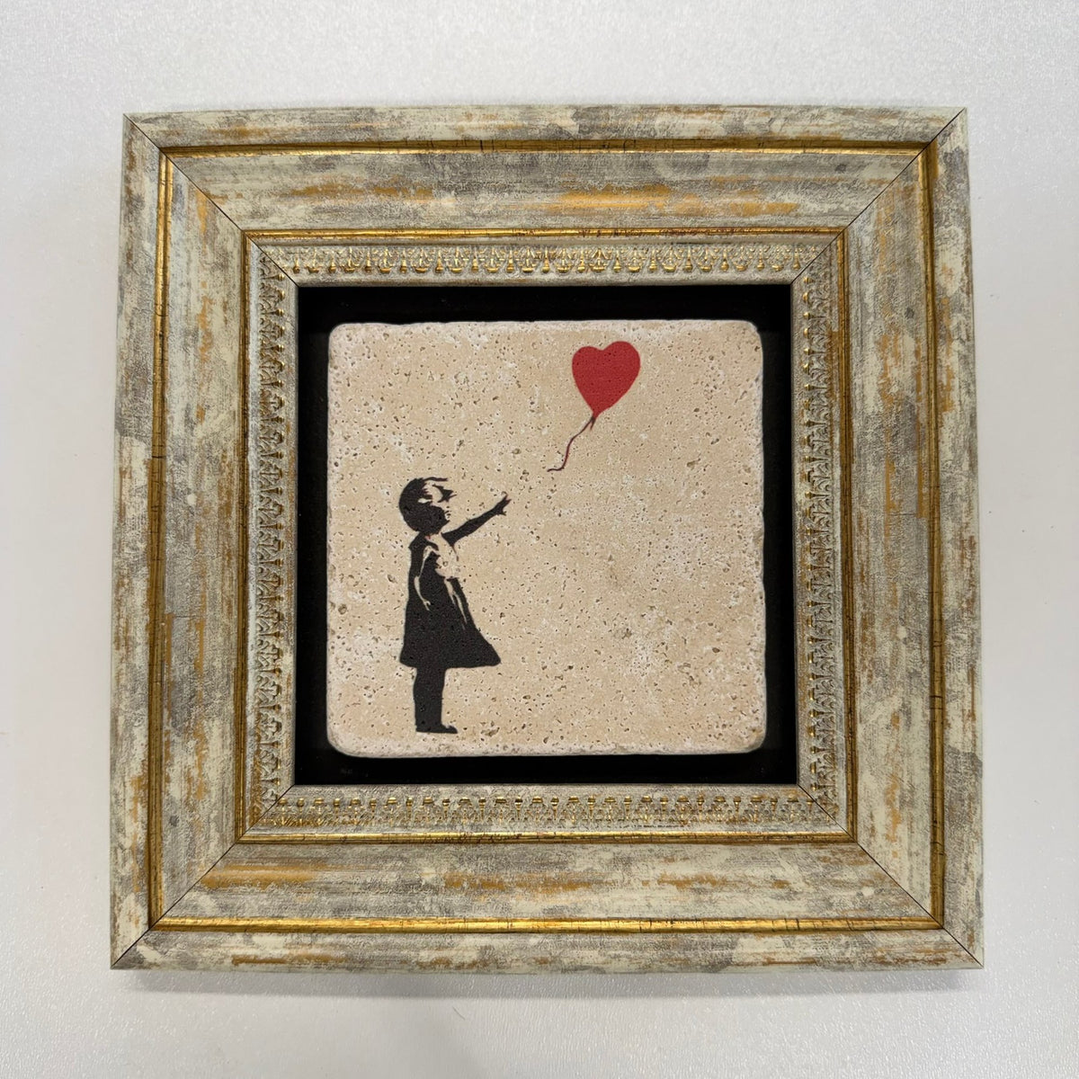 Variant Mapping v4 | banksy-balloon-natural-stone-coaster | with Gold Frame | sha256:83a8b7e9b2e0