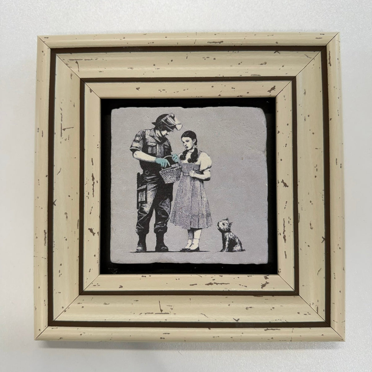 Variant Mapping v4 | banksy-dorothy-police-search-natural-stone-coaster | with White Frame | sha256:131cc8c3e3ef