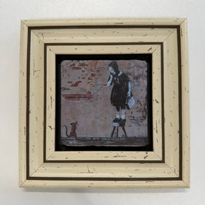 Variant Mapping v4 | banksy-girl-and-mouse-natural-stone-coaster | with White Frame | sha256:28fe98dda923