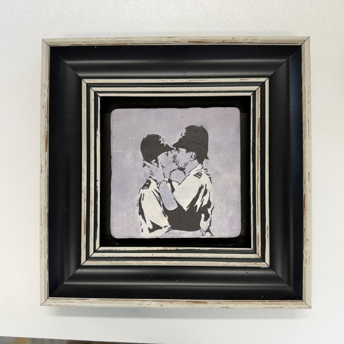 Variant Mapping v4 | banksy-kissing-coppers-natural-stone-coaster | with Black Frame | sha256:339c033f6ec2