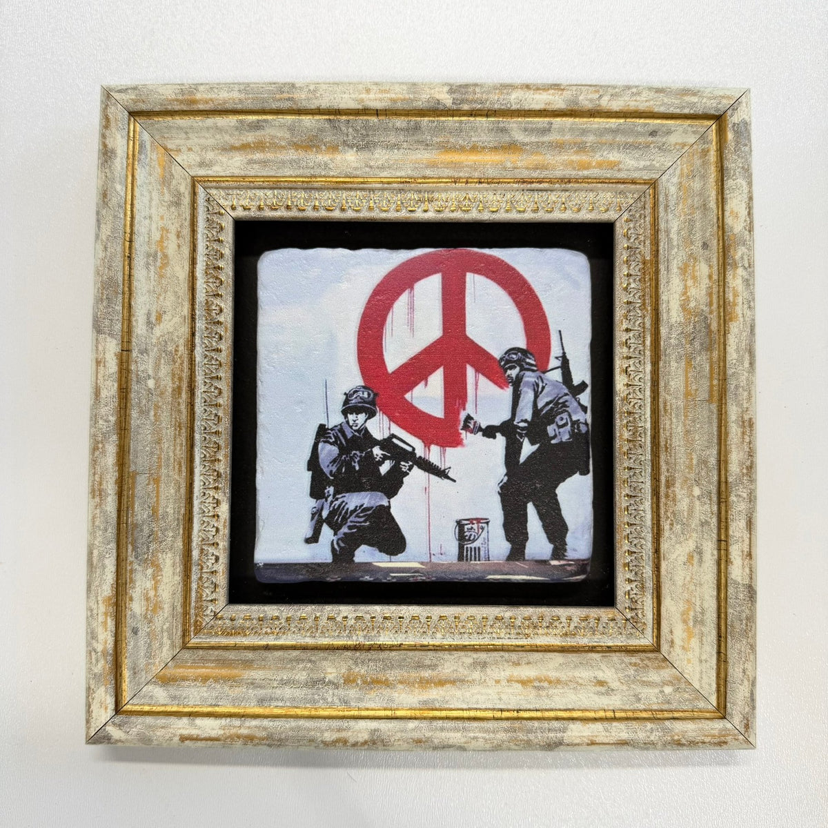 Variant Mapping v4 | banksy-peace-soldiers-natural-stone-coaster | with Gold Frame | sha256:d1c31c742090