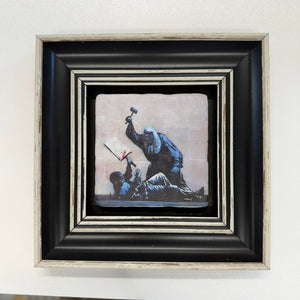 Variant Mapping v4 | banksy-royal-courts-natural-stone-coaster | with Black Frame | sha256:c7deab27c197