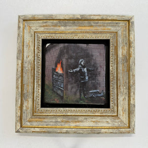 Variant Mapping v4 | banksy-seasons-greetings-natural-stone-coaster | with Gold Frame | sha256:8b27a6760824