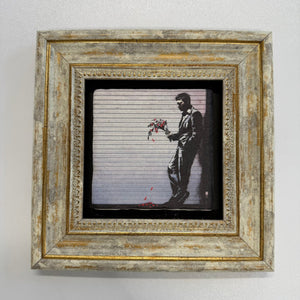 Variant Mapping v4 | banksy-waiting-in-vain-natural-stone-coaster | with Gold Frame | sha256:49266e0747d9