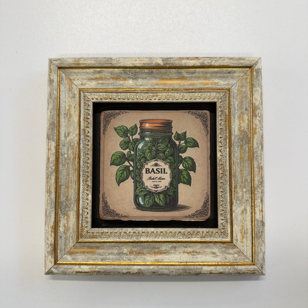 Variant Mapping v4 | basil-herb-natural-stone-coaster | with Gold Frame | sha256:b225d49fb2e5