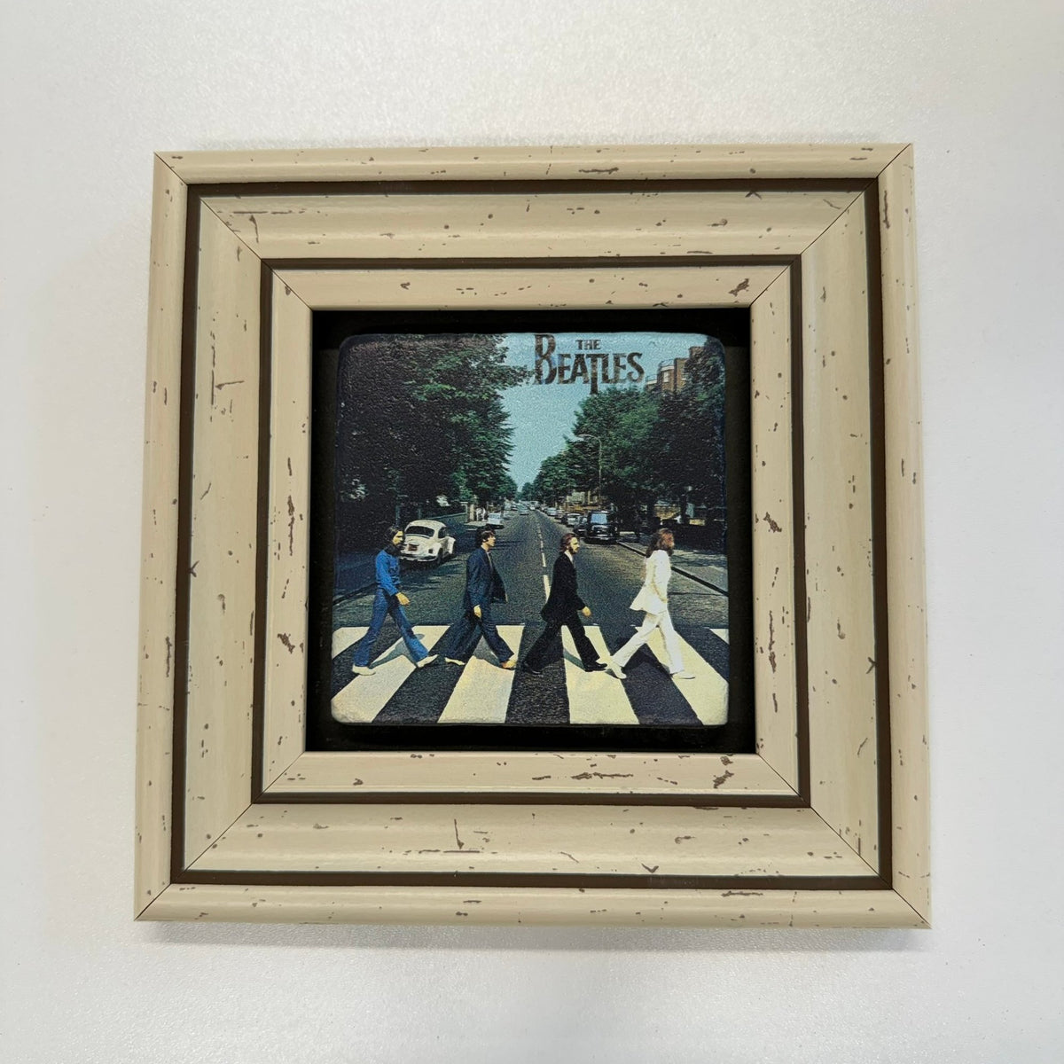 Variant Mapping v4 | beatles-abby-road-natural-stone-coaster | with White Frame | sha256:8e91cd6c4c34