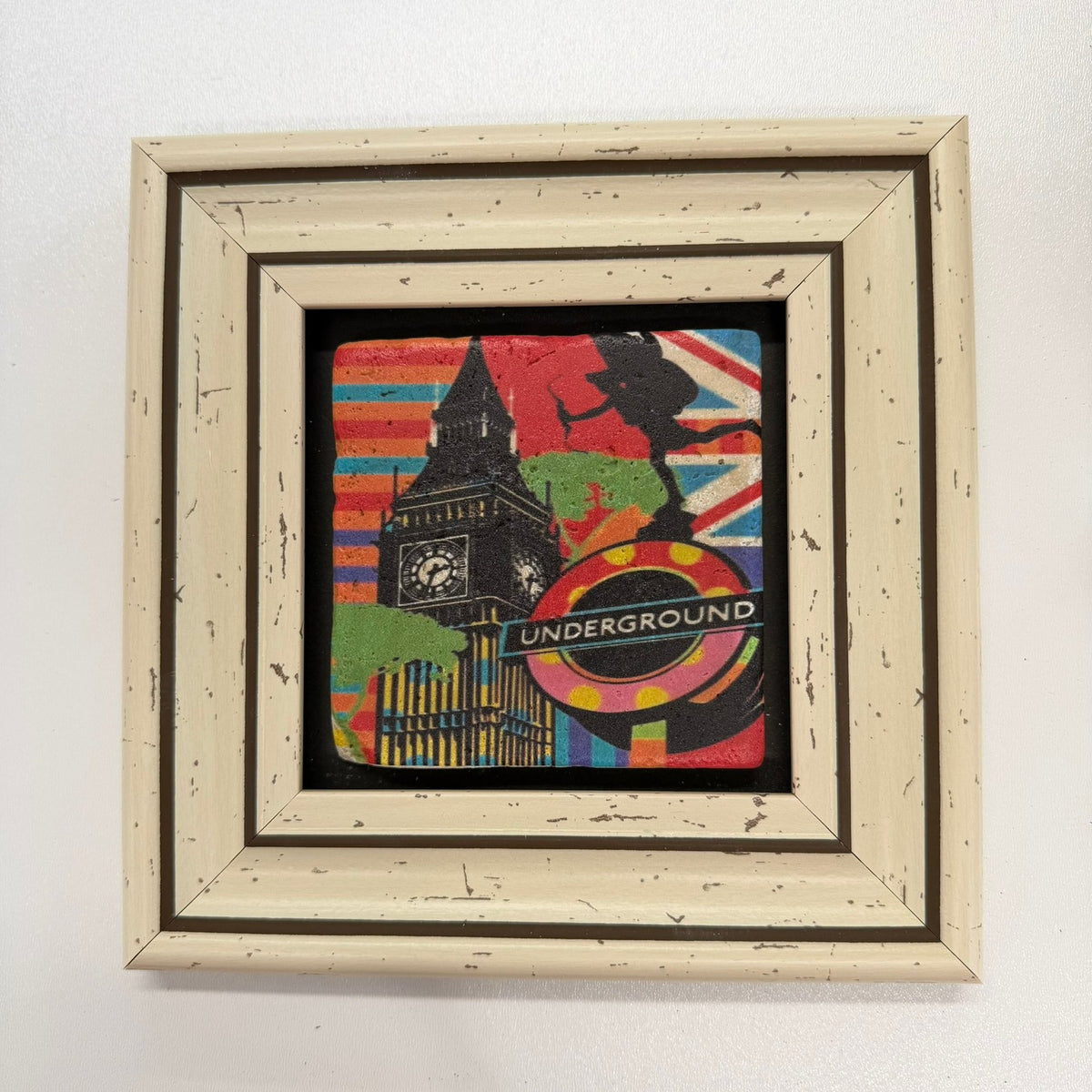 Variant Mapping v4 | big-ben-london-transport-natural-stone-coaster | with White Frame | sha256:f639eeb82b55