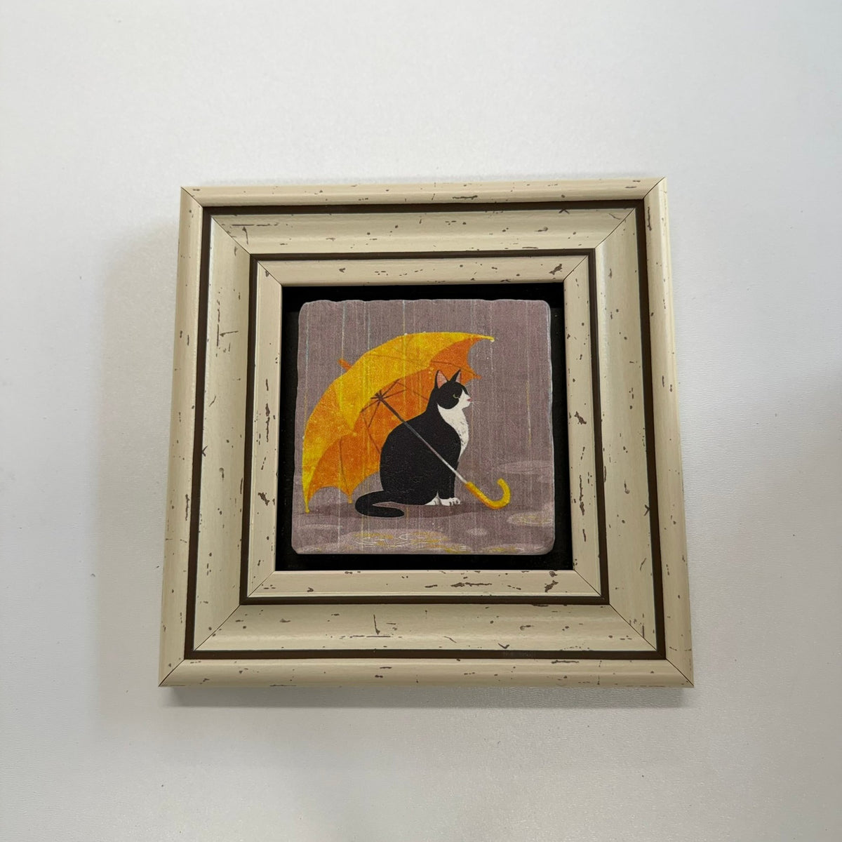 Variant Mapping v4 | cat-umbrella-natural-stone-coaster | with White Frame | sha256:964ea2297393