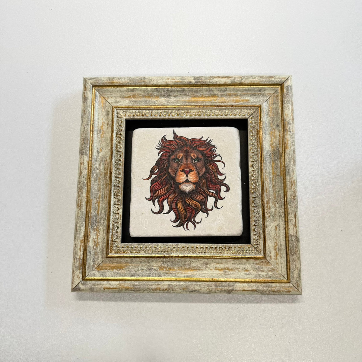 Variant Mapping v4 | cute-lion-natural-stone-coaster | with Gold Frame | sha256:a8be4bc11c55