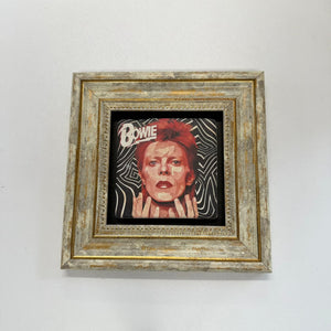 Variant Mapping v4 | david-bowie-artwork-stone-coaster | with Gold Frame | sha256:d38208431f3d
