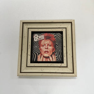 Variant Mapping v4 | david-bowie-artwork-stone-coaster | with White Frame | sha256:508f7d3cdcf9