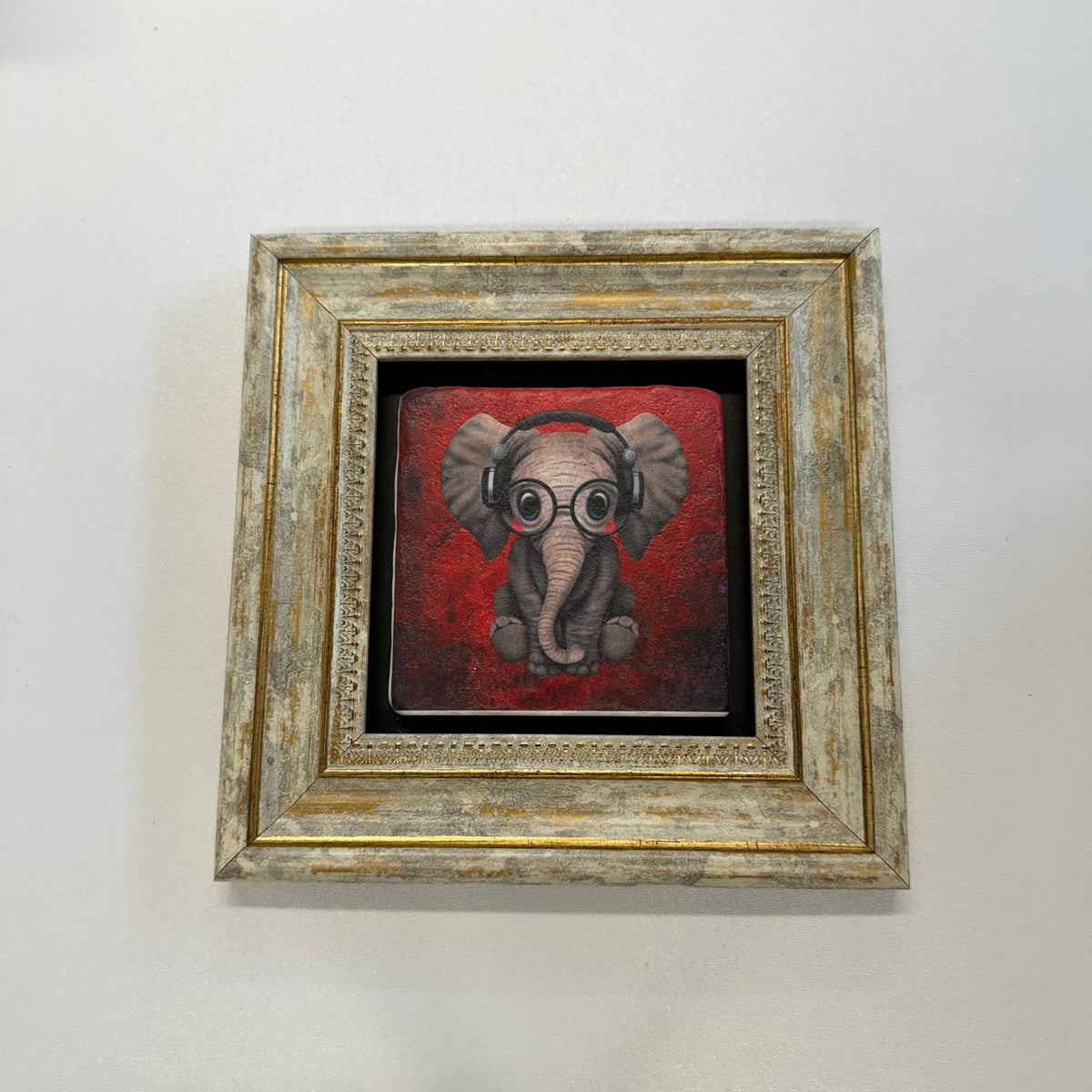 Variant Mapping v4 | elephant-music-natural-stone-coaster | with Gold Frame | sha256:ab4112f3722f
