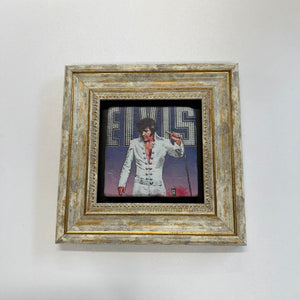 Variant Mapping v4 | elvis-presley-legend-natural-stone-coaster | with Gold Frame | sha256:efe5df2f93e5
