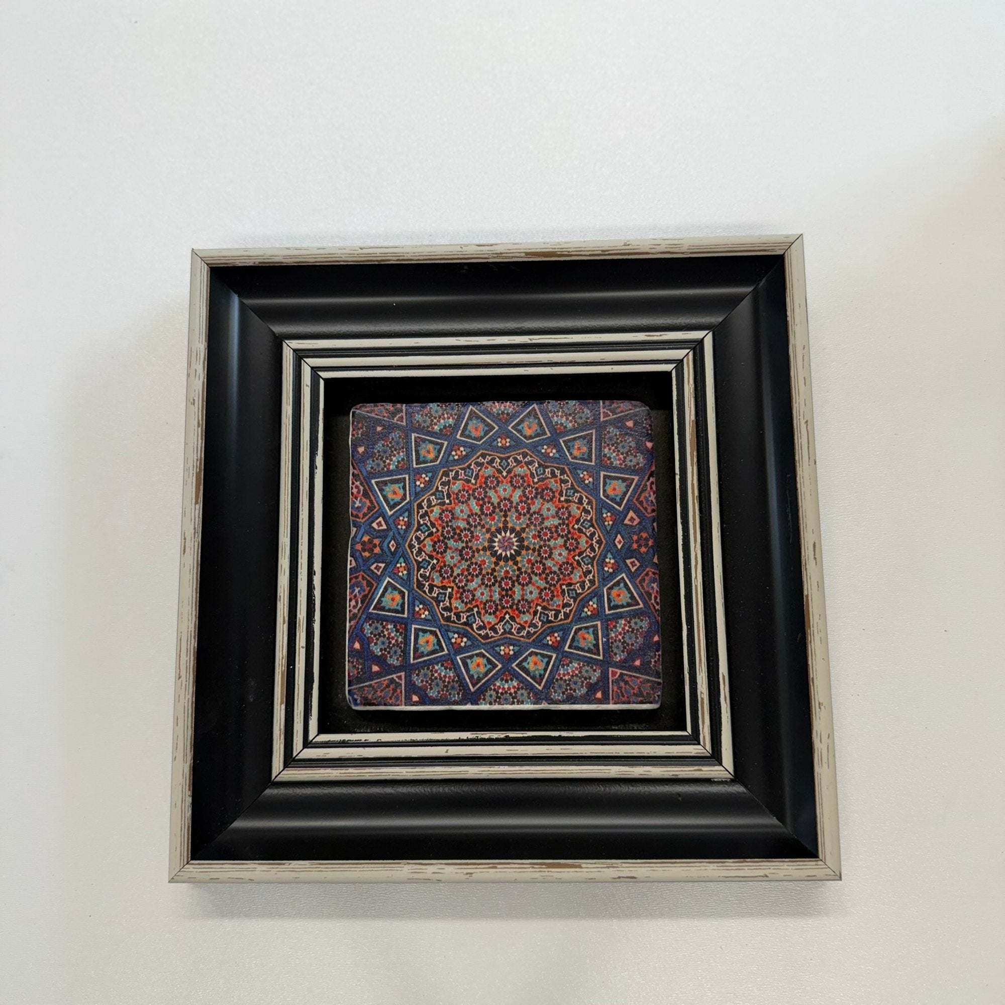 Variant Mapping v4 | ethnics-coaster-02 | with Black Frame | sha256:b3f26a4240c4