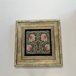 Variant Mapping v4 | ethnics-coaster-09 | with Gold Frame | sha256:d93cf04877d4