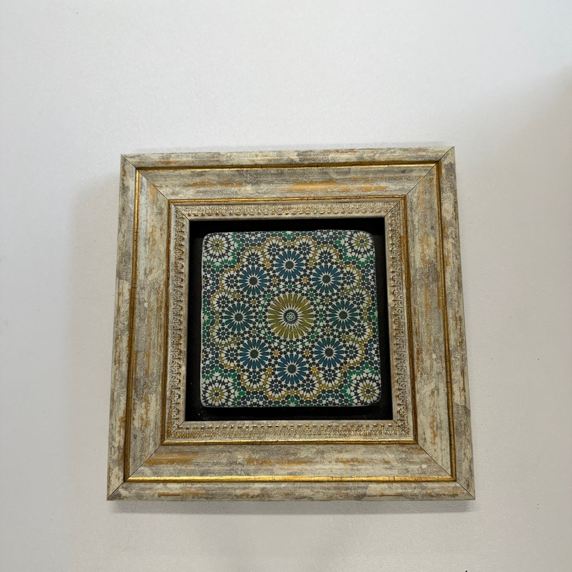 Variant Mapping v4 | ethnics-coaster-33 | with Gold Frame | sha256:931557254c6d