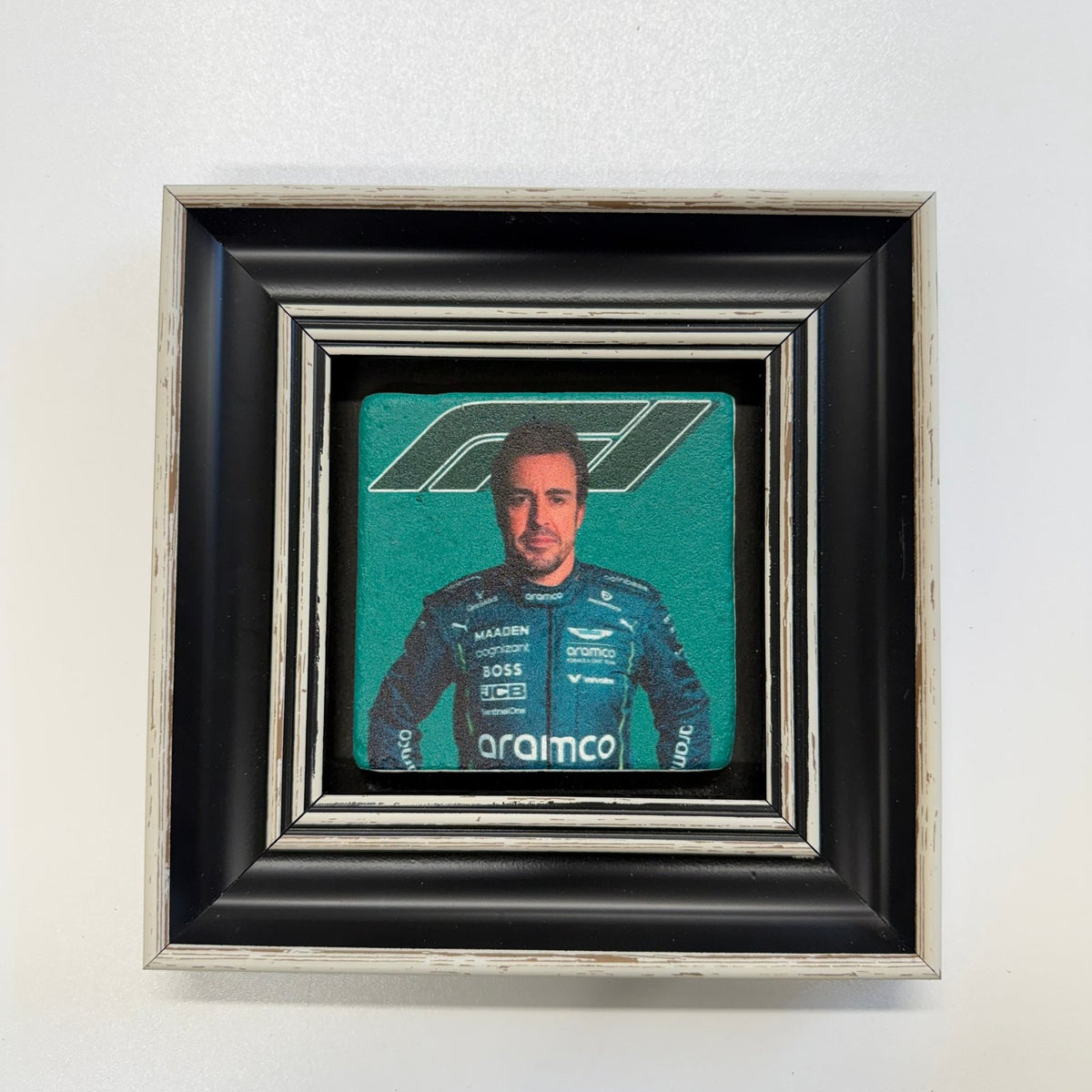 Variant Mapping v4 | fernando-alonso-aston-martin-natural-stone-coaster | with Black Frame | sha256:941813f13c70