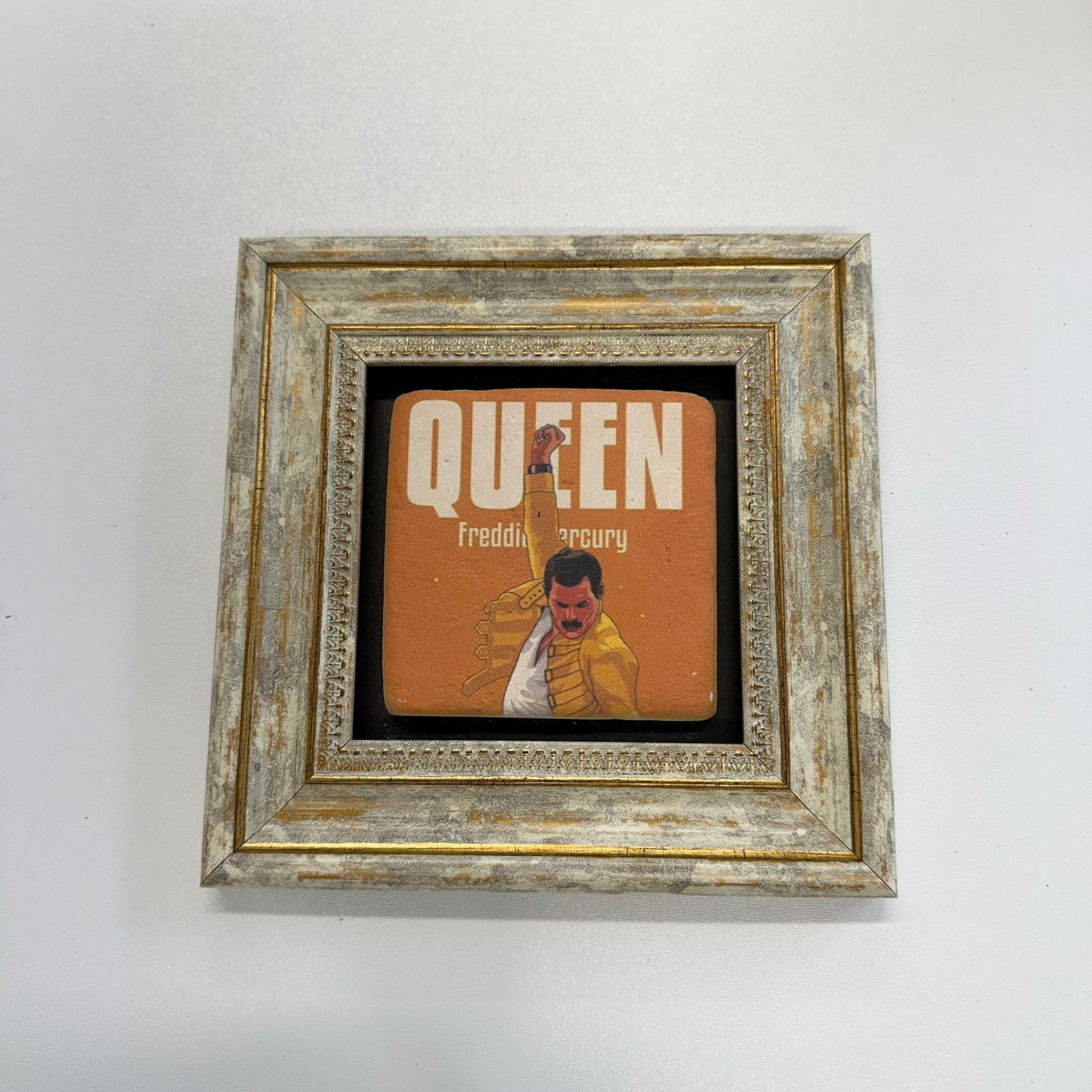 Variant Mapping v4 | freddie-mercury-queen-stone-coaster | with Gold Frame | sha256:4d6f6fb8e5c7